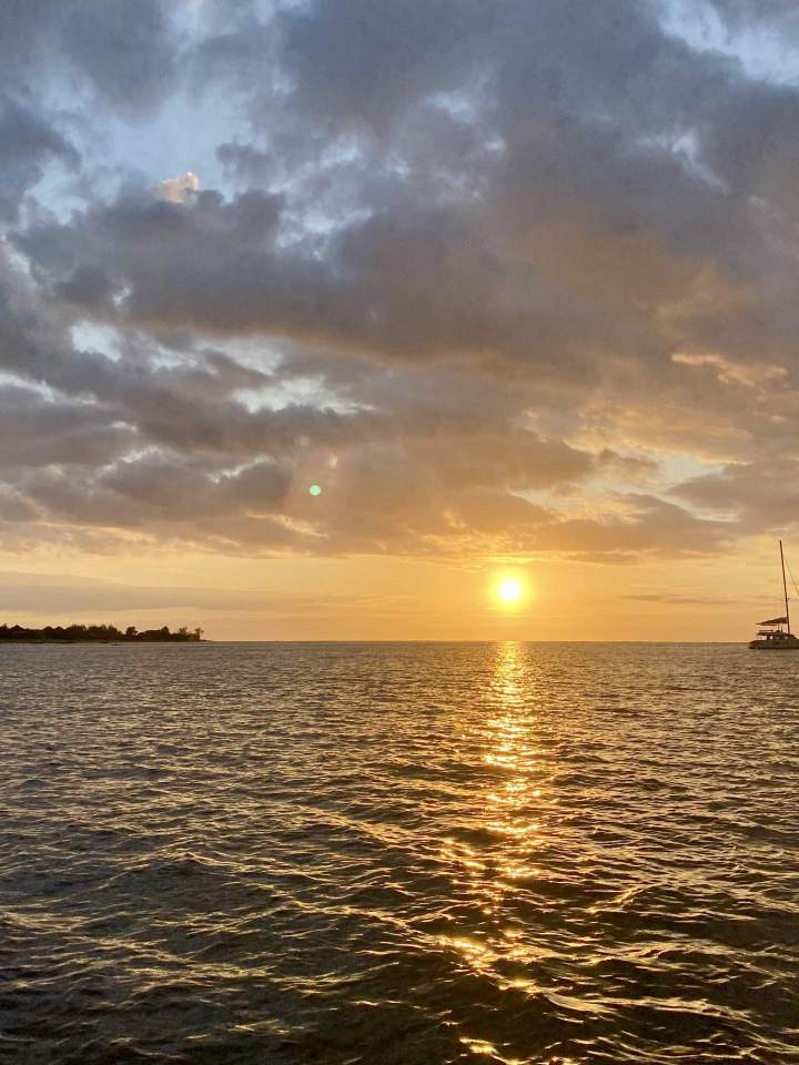 Sunset, Tamarin